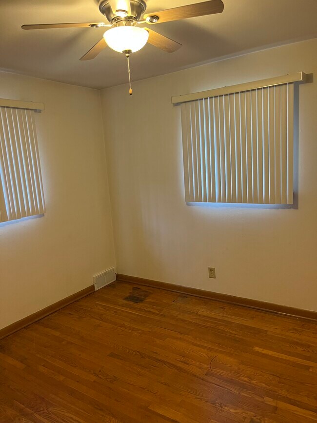 Foto del edificio - 426 Rushmore Ln