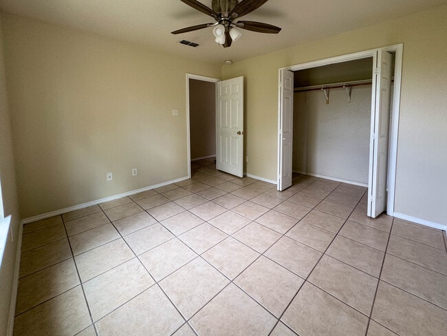 Building Photo - 120 Ramon Cardenas Dr