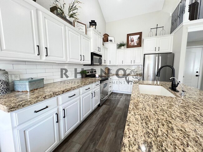 Building Photo - 4921 W Weatherwood Ln