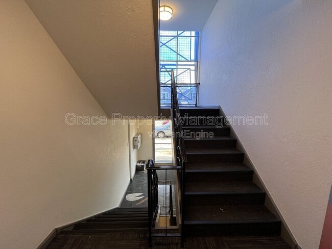 Building Photo - 1045 N Clarkson St