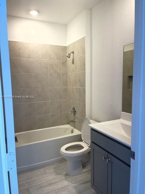 Foto del edificio - 1096 SE 23rd Ave