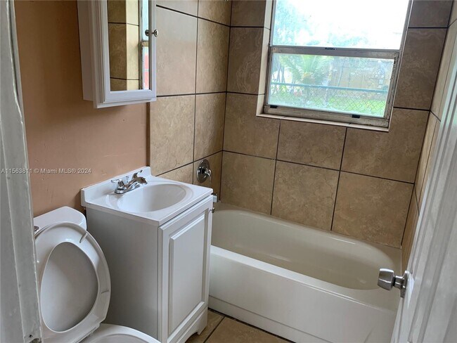 Foto del edificio - 405 NW 5th St