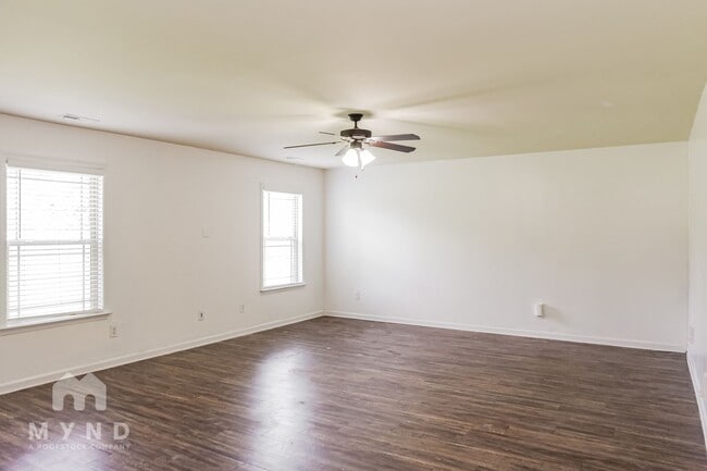 Building Photo - 138 Chestnut Cove