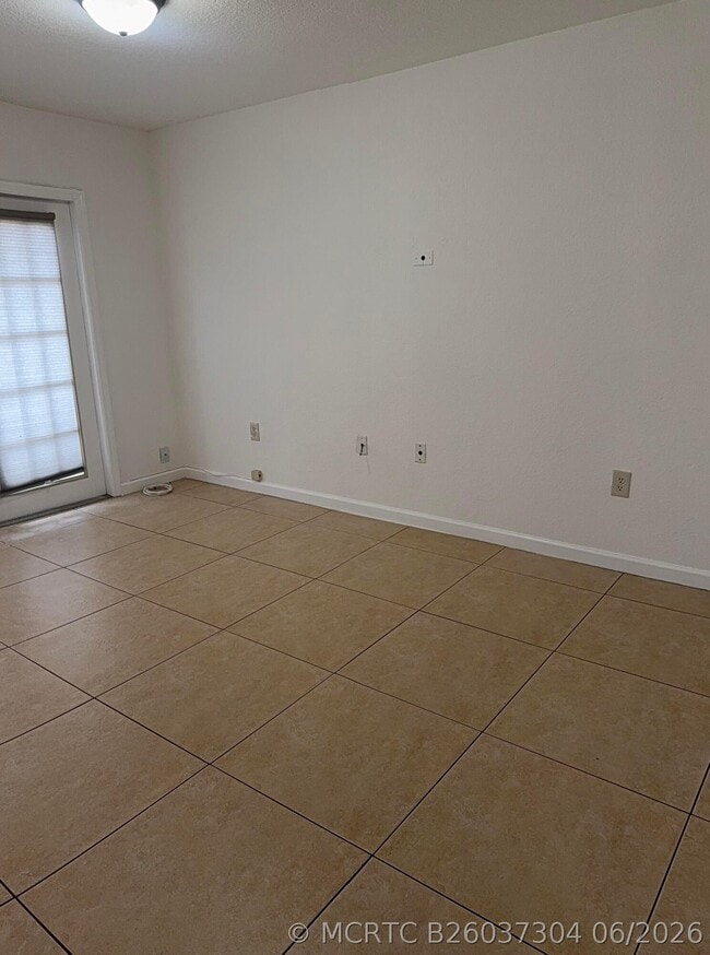 Foto del edificio - 11543 NW 44th St