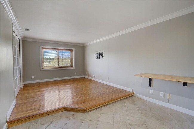Building Photo - 2285 Peachtree St NE