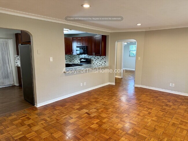 Foto del edificio - Single Family Home