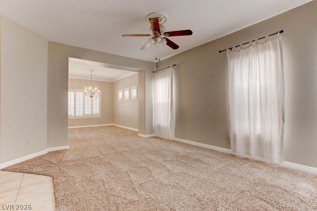 Building Photo - 809 Royal Birch Ln