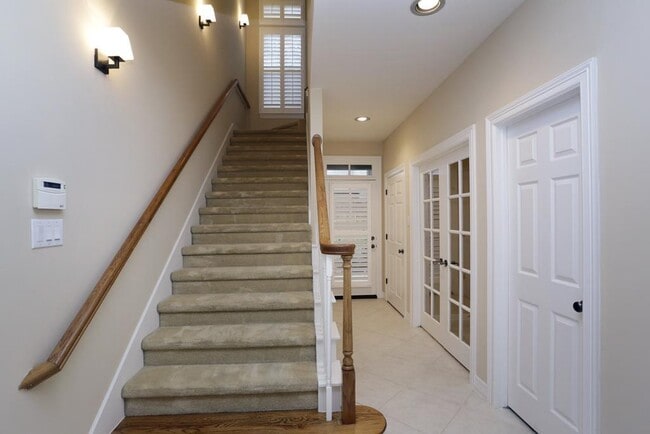 Building Photo - 2246 Bancroft Ln