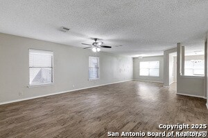 Foto del edificio - 2018 Indian Meadows Dr