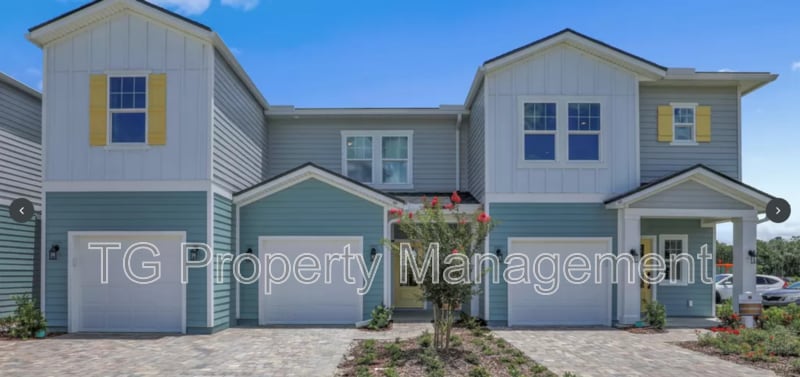 Primary Photo - 131 Pinebury Ln