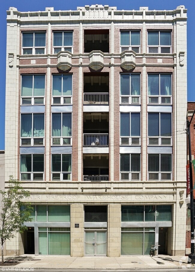 Building Photo - 1927 N Milwaukee Ave
