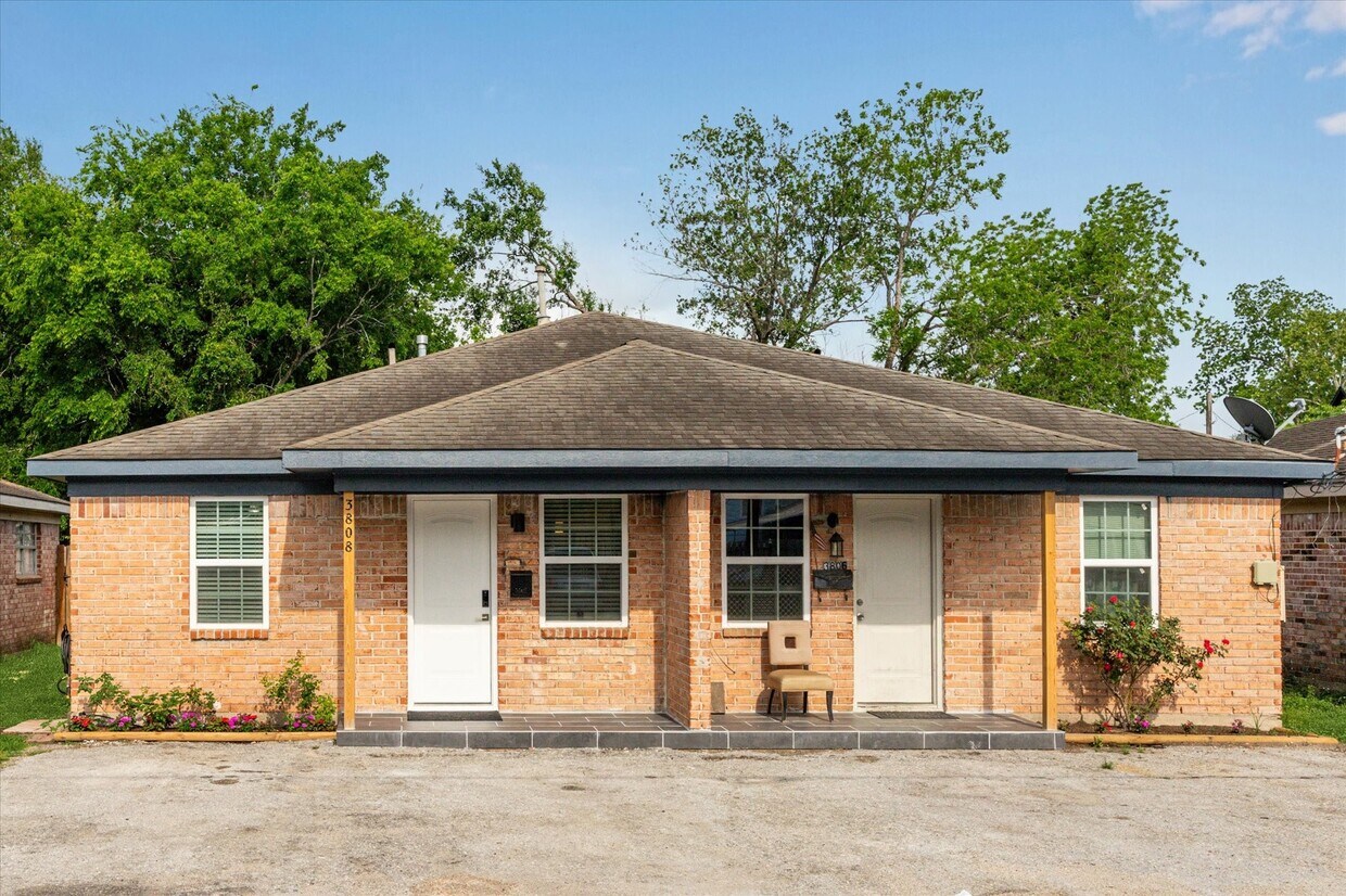 Foto principal - 3808 Cochran St