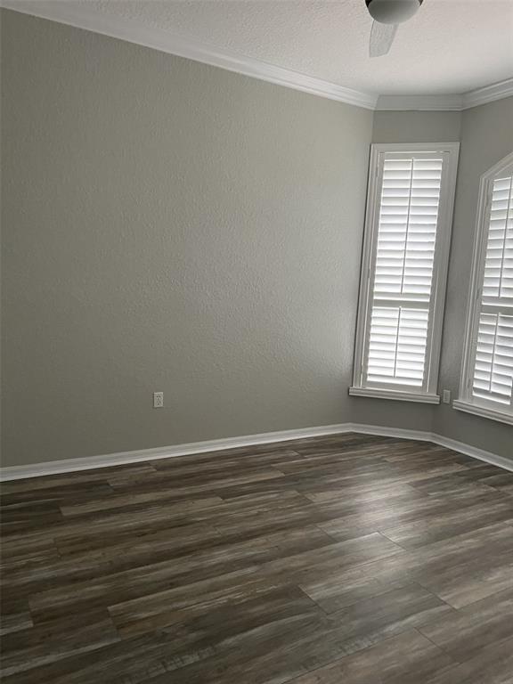 Building Photo - 6803 Hermitage Dr