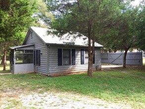 Building Photo - 3066 Philpott Rd