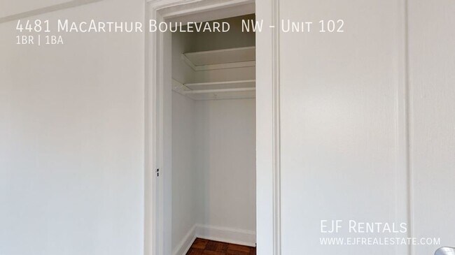 Foto del edificio - 4481 MacArthur Blvd NW