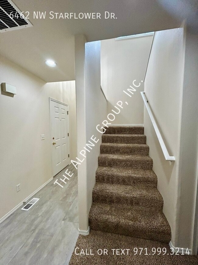 Building Photo - 4 Bedroom in Bethany!