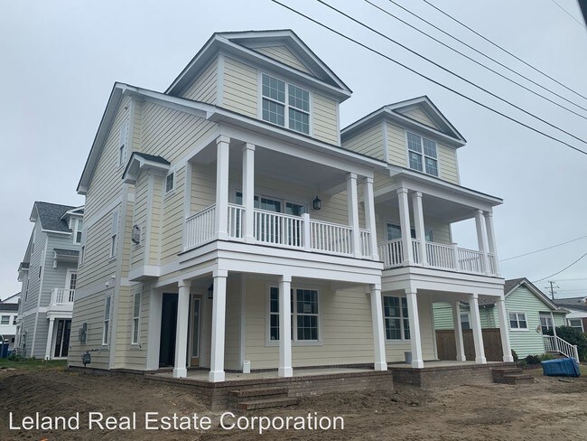 Building Photo - 4 br, 2.5 bath House - 417 21st Street