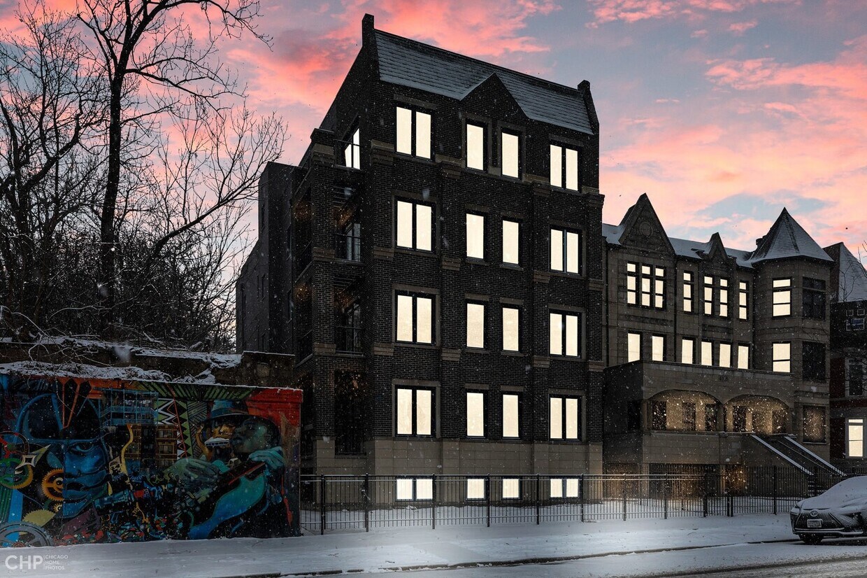 Foto principal - 4101 S Drexel Blvd