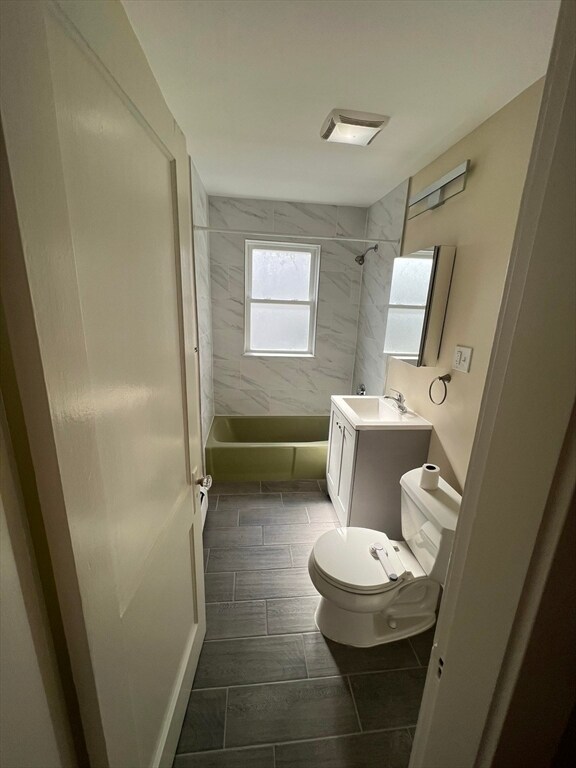 Foto del edificio - 215 Forest St
