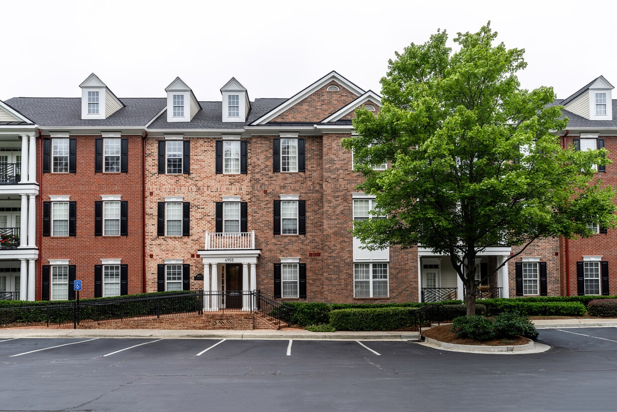 Foto principal - 4955 Ivy Ridge Dr SE