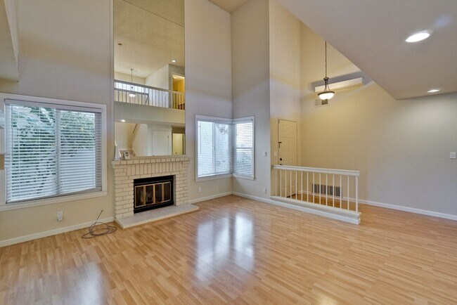 Building Photo - Great Home & Location in San Jose, CA