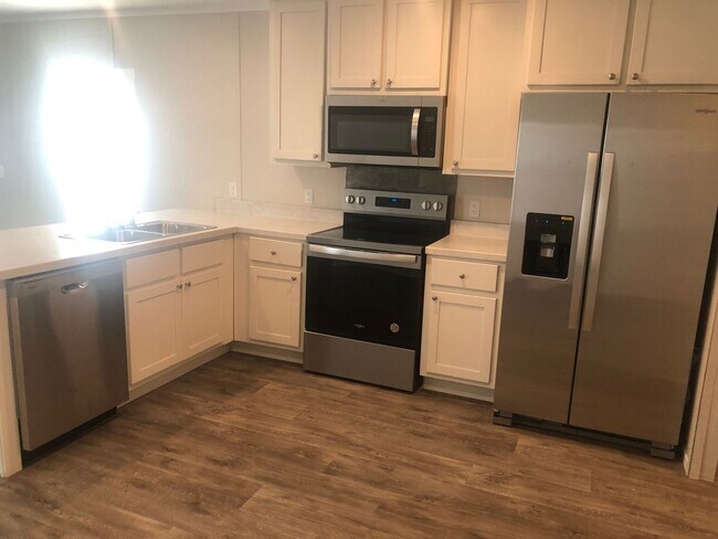 Building Photo - BRAND NEW-3 Bedroom / 2 Bath-LUXURY MOBILE...