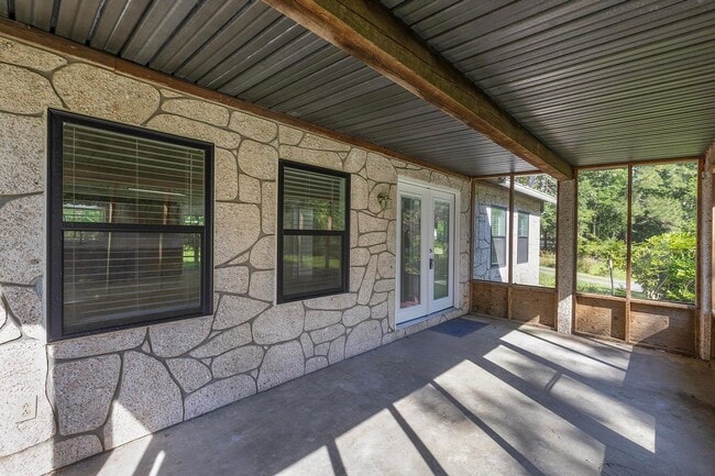Building Photo - Single Family Ranch Brick Home For Rent!