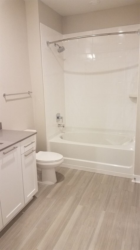 Foto del edificio - 933 N Orlando Ave