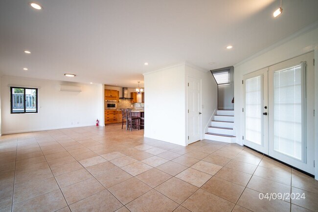 Building Photo - $3600.00 | 2bd/2.5ba Single Family Home in...