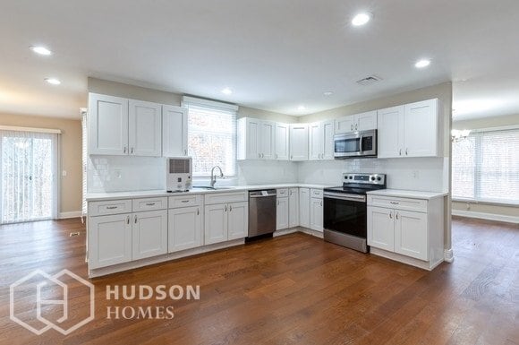 Building Photo - 398 NY-111