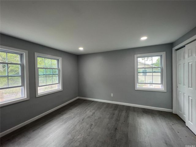 Building Photo - 1394 Stony Brook Rd