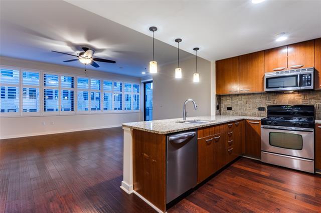 Foto del edificio - 1200 Main St