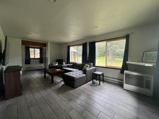Foto del edificio - 33297 Stoney Creek Ave
