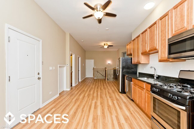 Foto del edificio - 2317 N Halsted St