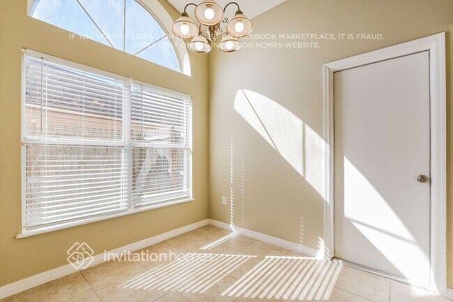 Foto del edificio - 733 Alto Pl