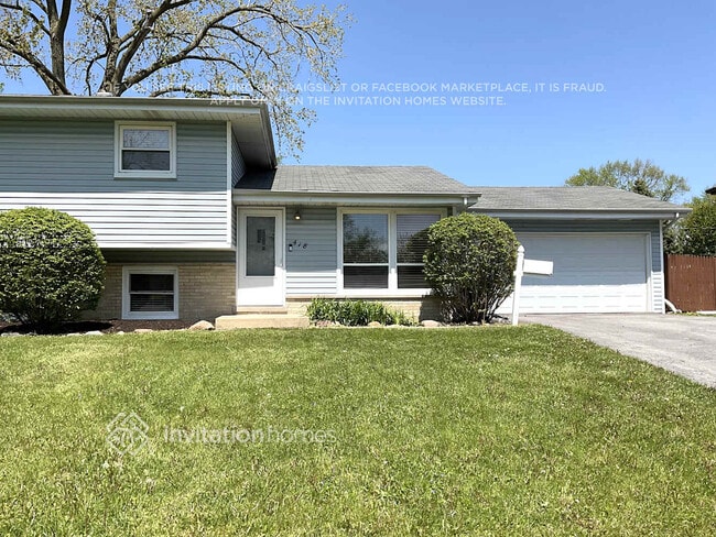 Building Photo - 418 W Lake Park Dr