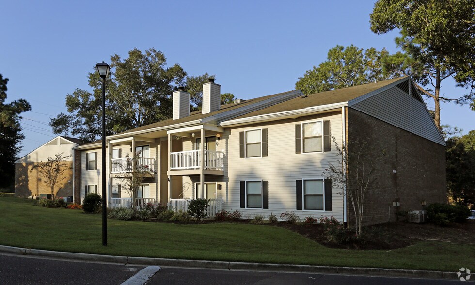 Inverness Lakes Apartments Rentals Mobile, AL