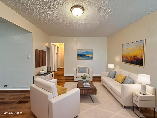 15Central - 15Central Apartment