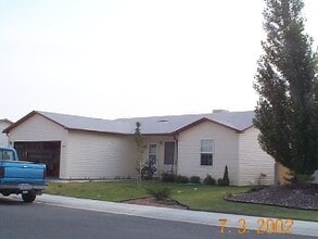 Building Photo - 2683 Maya Way