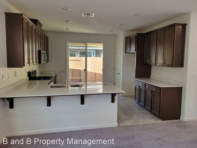 Building Photo - 3 br, 2.5 bath House - 5402 Honker Court