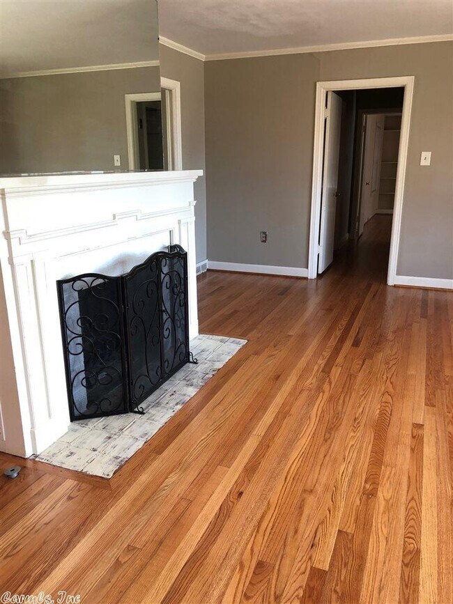 Foto del edificio - 7108 Kingwood Rd