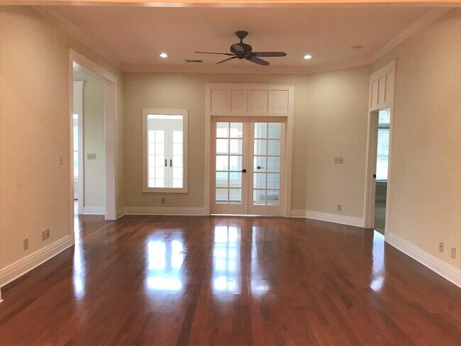 Building Photo - 1501 Tin Cup Ct