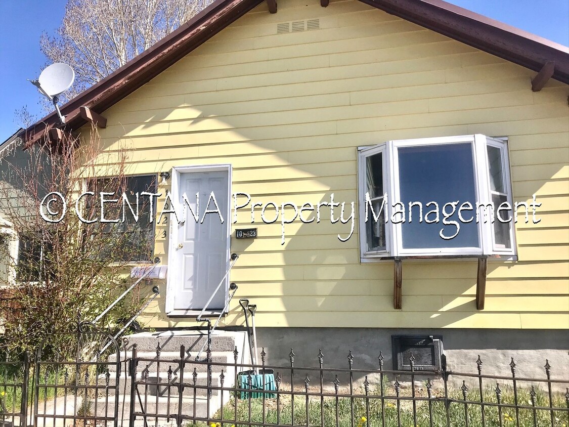 Foto principal - 3 bedroom home for rent with shed. Near MT...