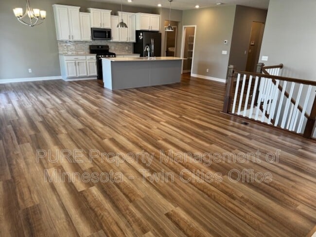 Building Photo - 1250 Oak Tree Ct