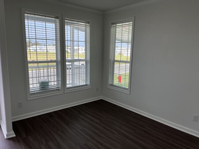 Foto del edificio - 7511 Westwood Dr