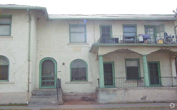 Building Photo - Peerless Apartments