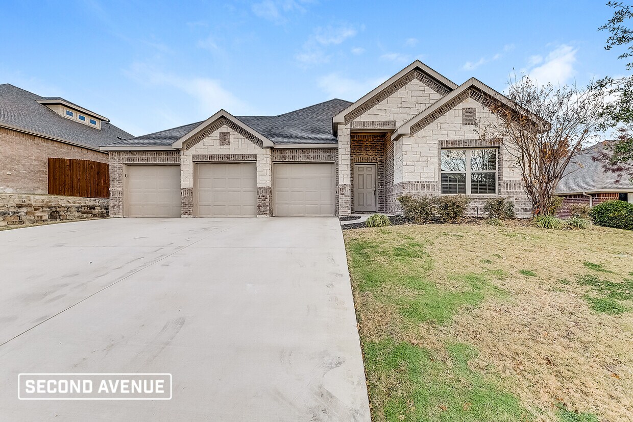 2109 Lorrie Ln, Weatherford, TX 76087 House Rental in Weatherford, TX