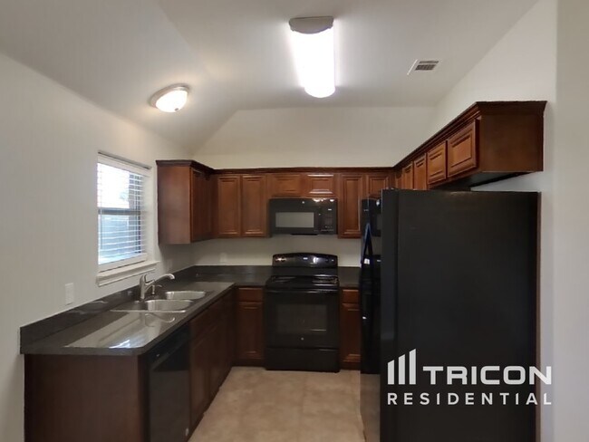 Foto del edificio - 12301 Hunters Cabin Court Burleson TX