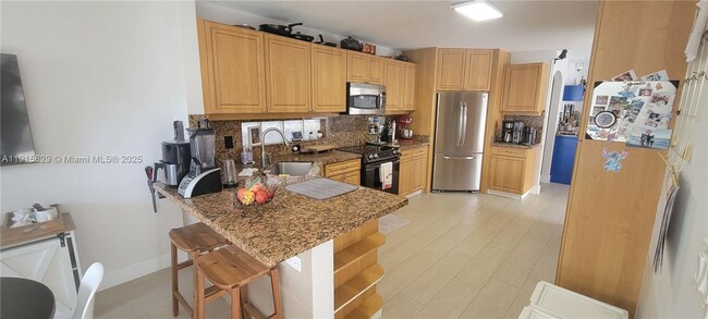 Photo - 1055 Yellow Birch Terrace House