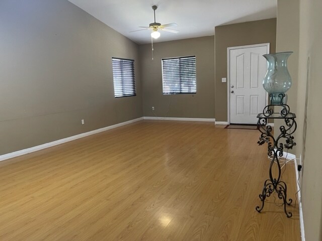 Foto del edificio - 12015 Darlington Ave